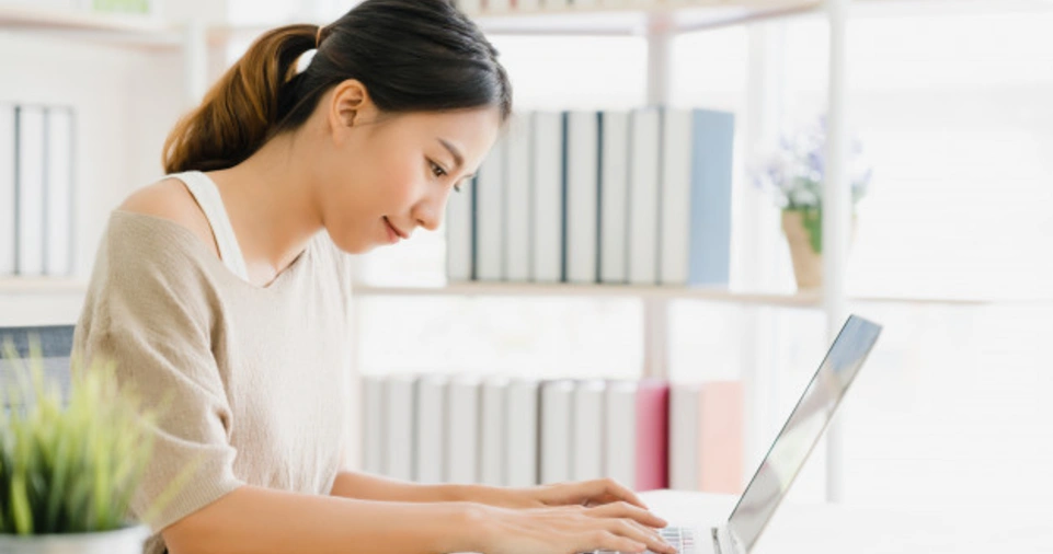 Step-by-Step Guide to Starting a Financial Blog